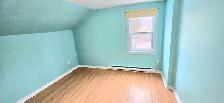 A Beautiful 2-storey, 2-bedroom house in downtown Hull! - Photo 6