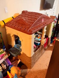 Step 2 neat and tidy cottage 2 like new barely used - Photo 2
