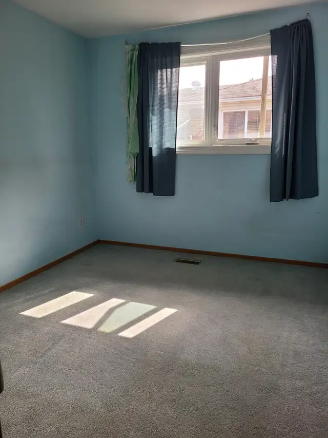Room available for Rent.