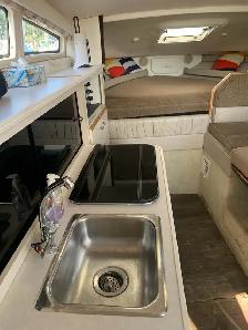 boat for rent - Photo 6