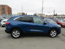 2022 Ford Escape 1.5L SEL AWD | Leather | H. Seats | Carplay | P - Photo 3