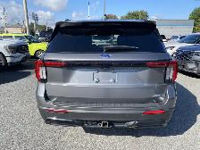 2025 Ford Explorer ST-Line - Photo 4
