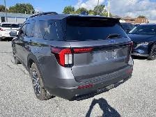 2025 Ford Explorer ST-Line - Photo 5