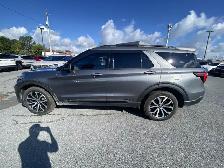 2025 Ford Explorer ST-Line - Photo 6