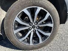 2025 Ford Explorer ST-Line - Photo 13