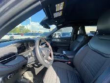 2025 Ford Explorer ST-Line - Photo 18