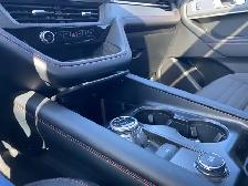 2025 Ford Explorer ST-Line - Photo 24
