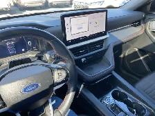 2025 Ford Explorer ST-Line - Photo 26