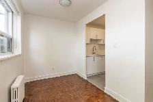 renovated one bedroom - ID 2598 - Photo 2