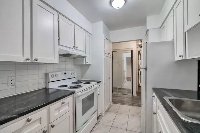 two-bedroom unit for rent, Saint-Lambert - ID 3369