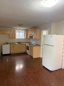 2 Bed Basement Suite Fleetwood - All Utilities & WiFi Included