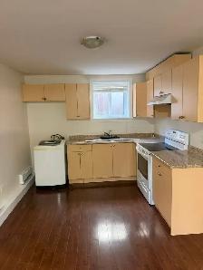 2 Bed Basement Suite Fleetwood - All Utilities & WiFi Included - Photo 6