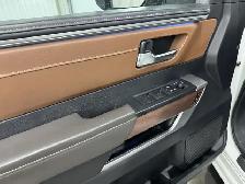 Toyota Tundra Hybride Platinum hybride 1794 Edition CrewMax 4x4 - Photo 9