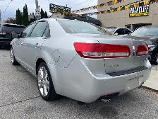 2011 Lincoln MKZ - Photo 7