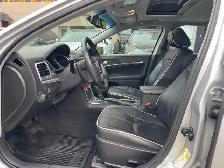 2011 Lincoln MKZ - Photo 9