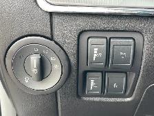 2011 Lincoln MKZ - Photo 12