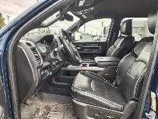 2022 Ram 3500 Laramie Sport Level B 6.7L | Heated & Cooled Seats - Photo 8