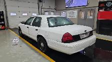 2011 Ford Crown Victoria - Photo 3