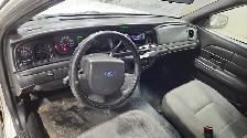 2011 Ford Crown Victoria - Photo 19