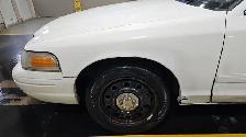 2011 Ford Crown Victoria - Photo 28