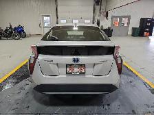 2017 Toyota Prius - Photo 4
