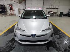 2017 Toyota Prius - Photo 8