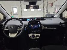 2017 Toyota Prius - Photo 18