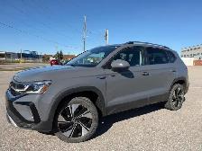 2024 VOLKSWAGEN TAOS HIGHLINE 4MOTION | 1 OWNER | STUNNING - Photo 3