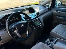 2016 Honda Odyssey 4dr Wagon EX-L w/Navi - Photo 11