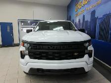 CHEVROLET SILVERADO 1500 2023 CUSTOM CREW-CAB 4X4 JAMAIS ACCIDEN - Photo 4