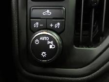 CHEVROLET SILVERADO 1500 2023 CUSTOM CREW-CAB 4X4 JAMAIS ACCIDEN - Photo 26