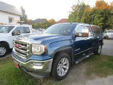 GMC Sierra 1500 4x4 SLT cabine double 4RM 143,5 po SLT 2017 cuir