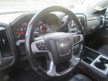 GMC Sierra 1500 4x4 SLT cabine double 4RM 143,5 po SLT 2017 cuir - Photo 13