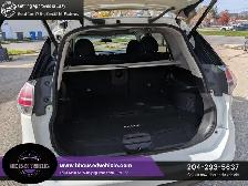 2016 Nissan Rogue AWD 4dr SV - Photo 9