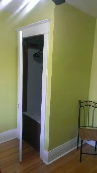 Room long or short (3-6m) term @ St. Clair West and Oakwood $780 - Photo 3