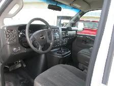 2019 GMC Savana Cargo Van RWD 2500 135' - Photo 8