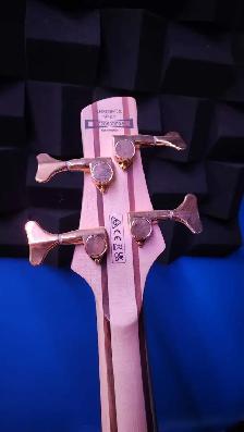 Ibanez Soundgear Bass - Photo 4