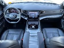 2024 Jeep Wagoneer Series II Carbide - Photo 12
