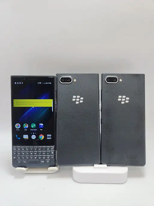 Blackberry Key2 Le 32gb Unlocked 3 Months Warranty W/Charger