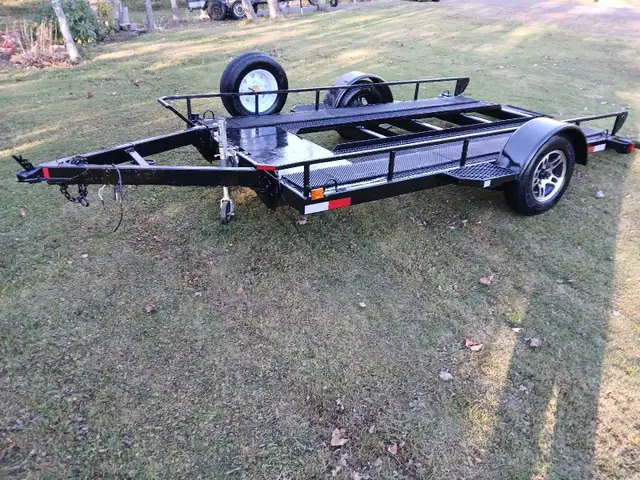 HEAVY DUTY LOW BOY TRAILER, ASKING $3400 CASH