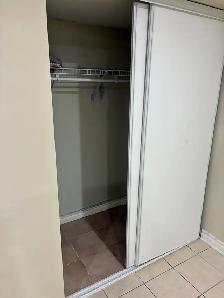Unfurnished 1 bedroom in 2 Bedroom Basement - Photo 3