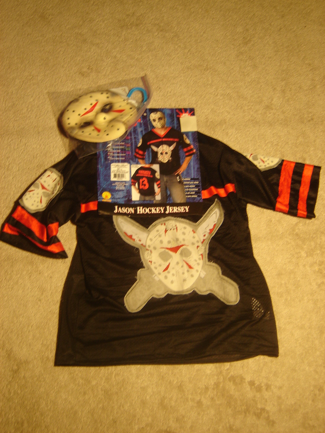ABOUT 8 HALLOWEEN COSTUMES FOR KIDS AT $10.00 TO $25.00 EACH!