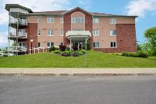 CONDO 4 ½ IMPECCABLE AVEC VUE SUR LE FLEUVE | LÉVISÀ vendre – 2