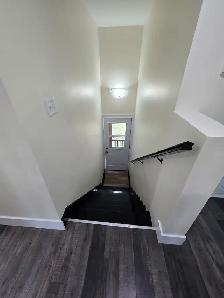 Renovated In-Suite Laundry | 11 Shore Ave Unit B - Heat Incl! - Photo 2