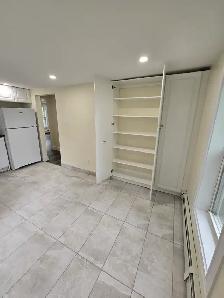 Renovated In-Suite Laundry | 11 Shore Ave Unit B - Heat Incl! - Photo 9