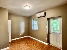 3 LEVEL SPACIOUS TOWNHOUSE | 286 CROWN DRIVE | AVAILABLE NOW! - Photo 10
