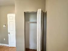 3 LEVEL SPACIOUS TOWNHOUSE | 286 CROWN DRIVE | AVAILABLE NOW! - Photo 13