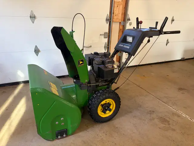 John Deere snowblower