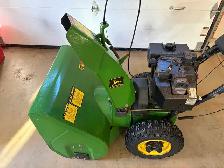 John Deere snowblower - Photo 3