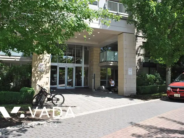 Latitude 3 BR APT Rental 303-3663 Crowley Drive Vancouver: VADA